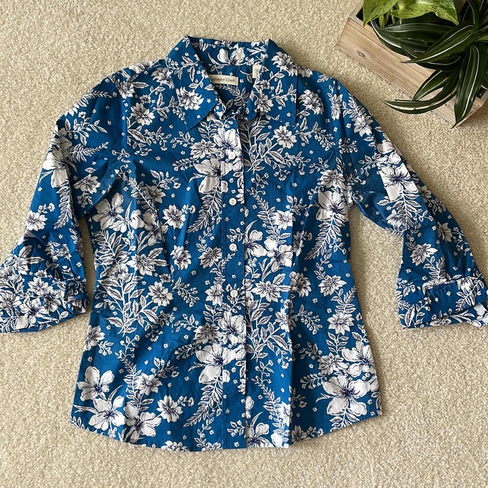 Coldwater Creek Blue Floral Button Blouse Three Quarter Sleeves